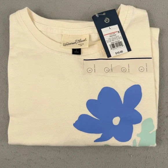 NWT Universal Thread Shirt L Cream Grow Towards Love Floral Graphic Tee Boho - Picture 4 of 10